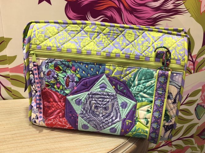 Hovedbilde By Annie, Take a stand