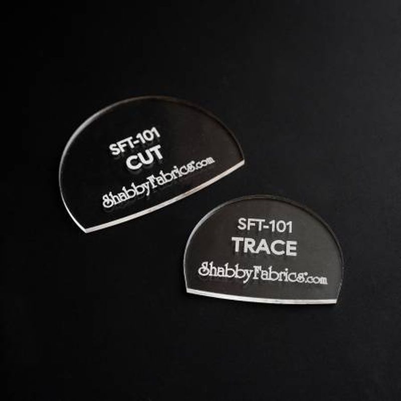 Scalloped table topper templates